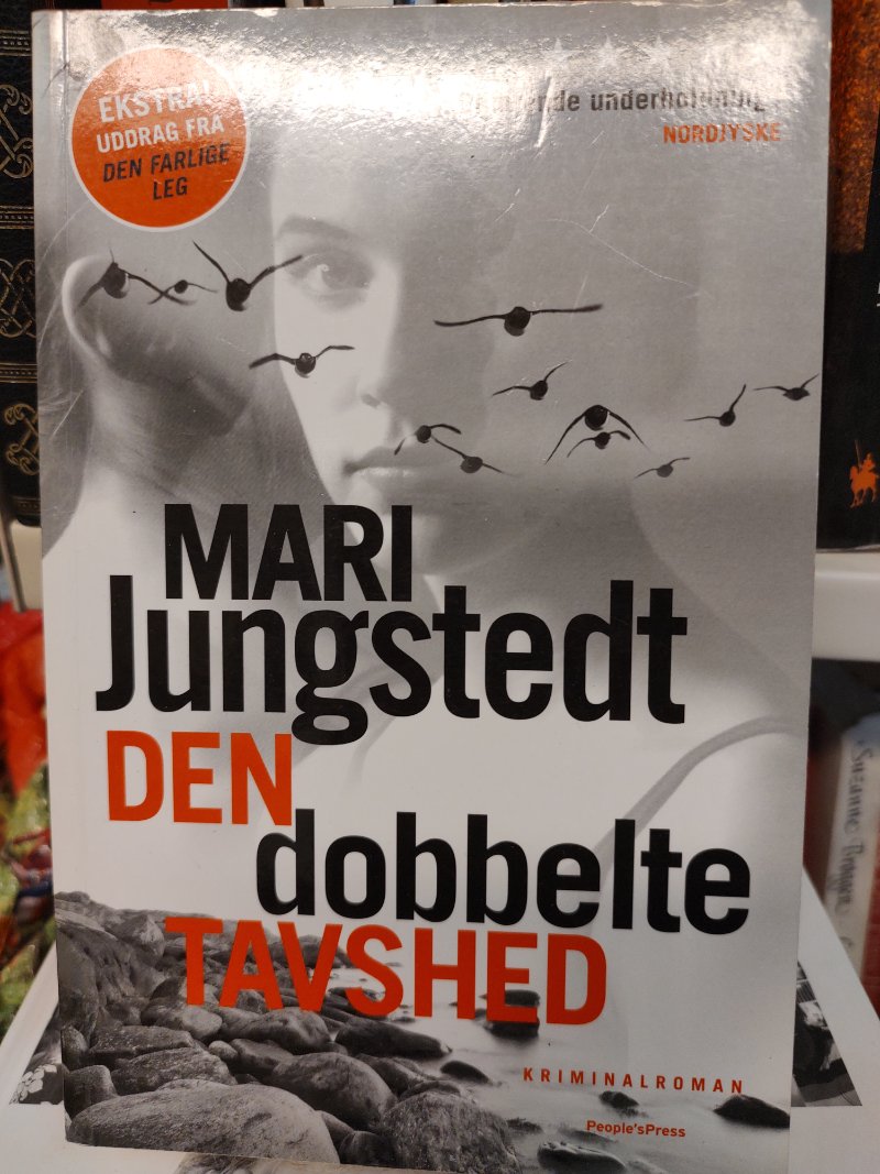 Den dobbelte tavshed