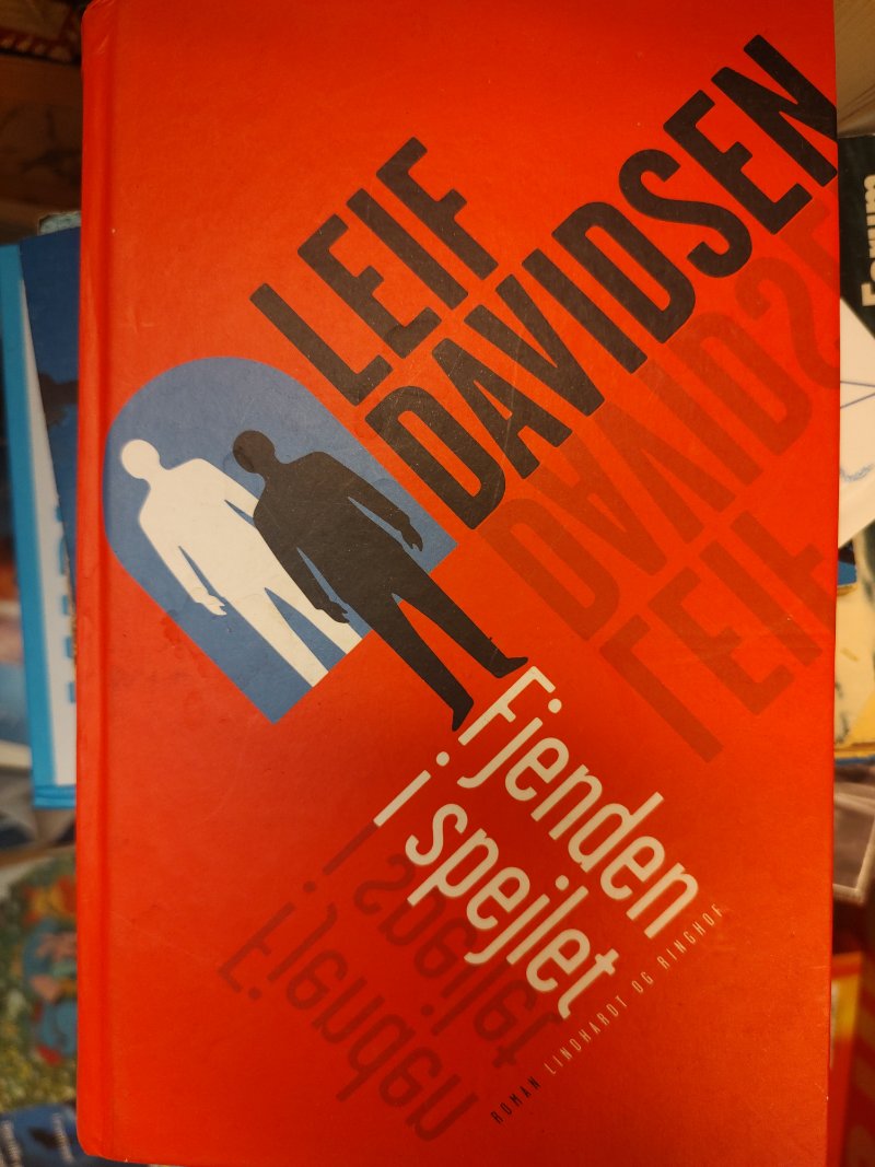 Fjenden i spejlet